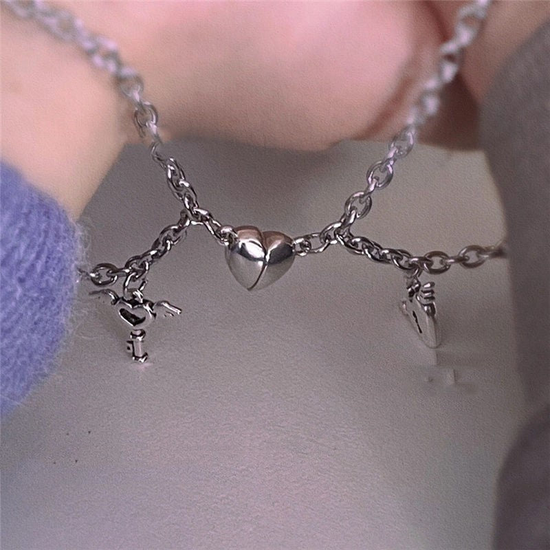 Heart Locket Bracelets Magenitic