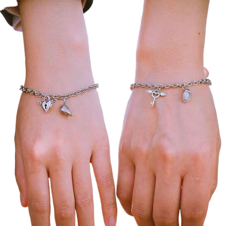 Heart Locket Bracelets Magenitic